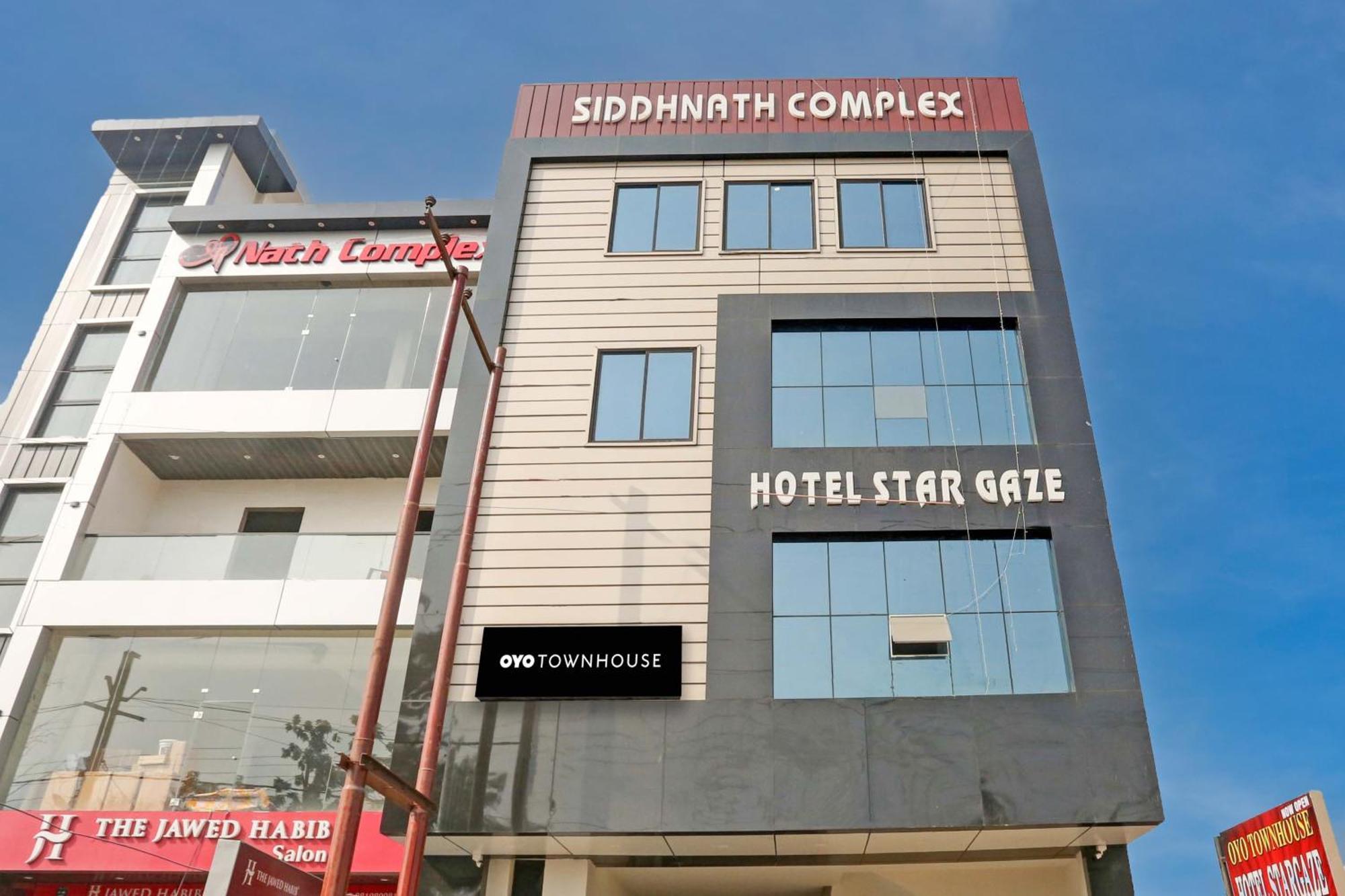 Collection O Stargaze Hotel Kanpur Exterior photo