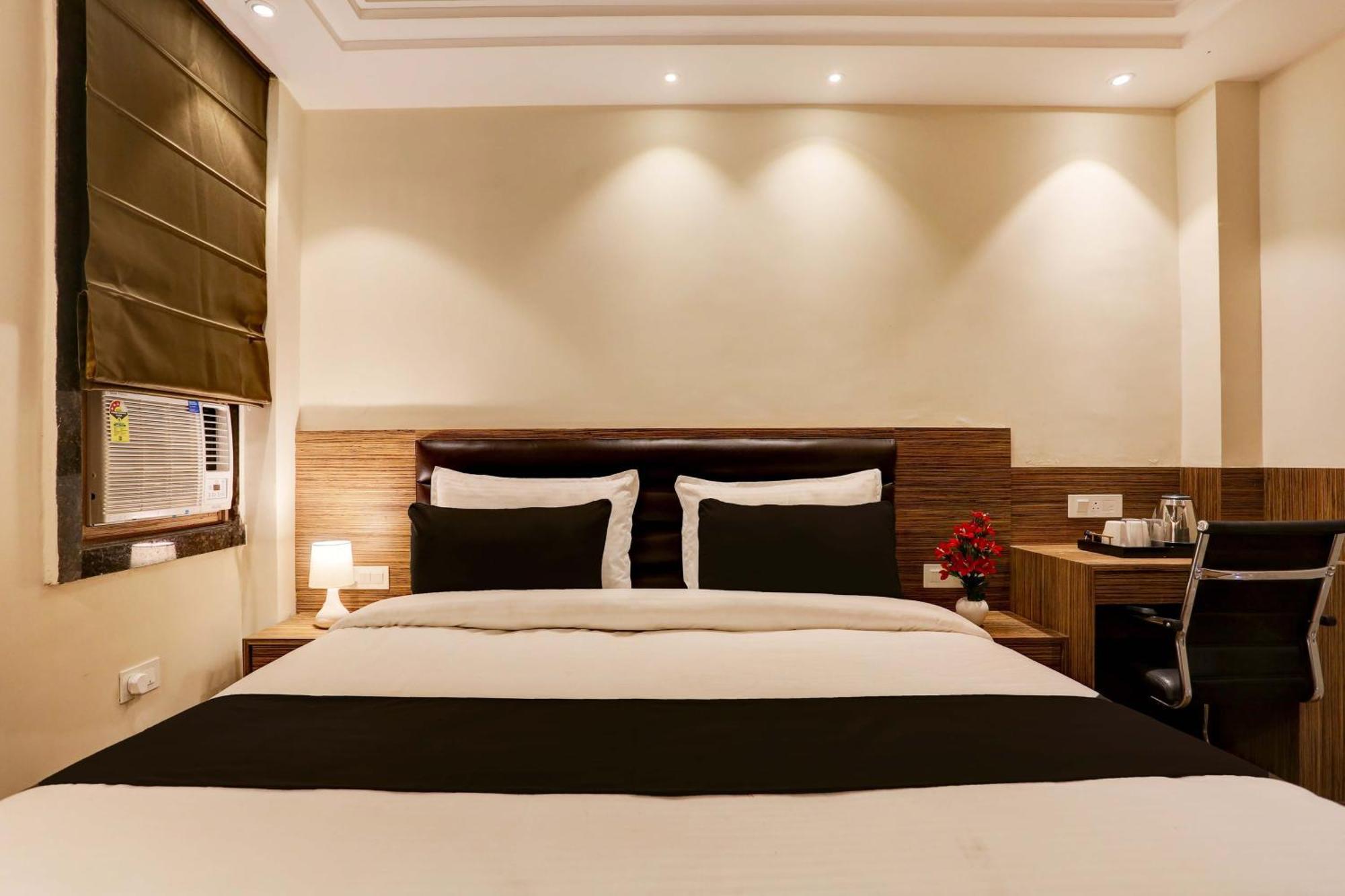 Collection O Stargaze Hotel Kanpur Exterior photo