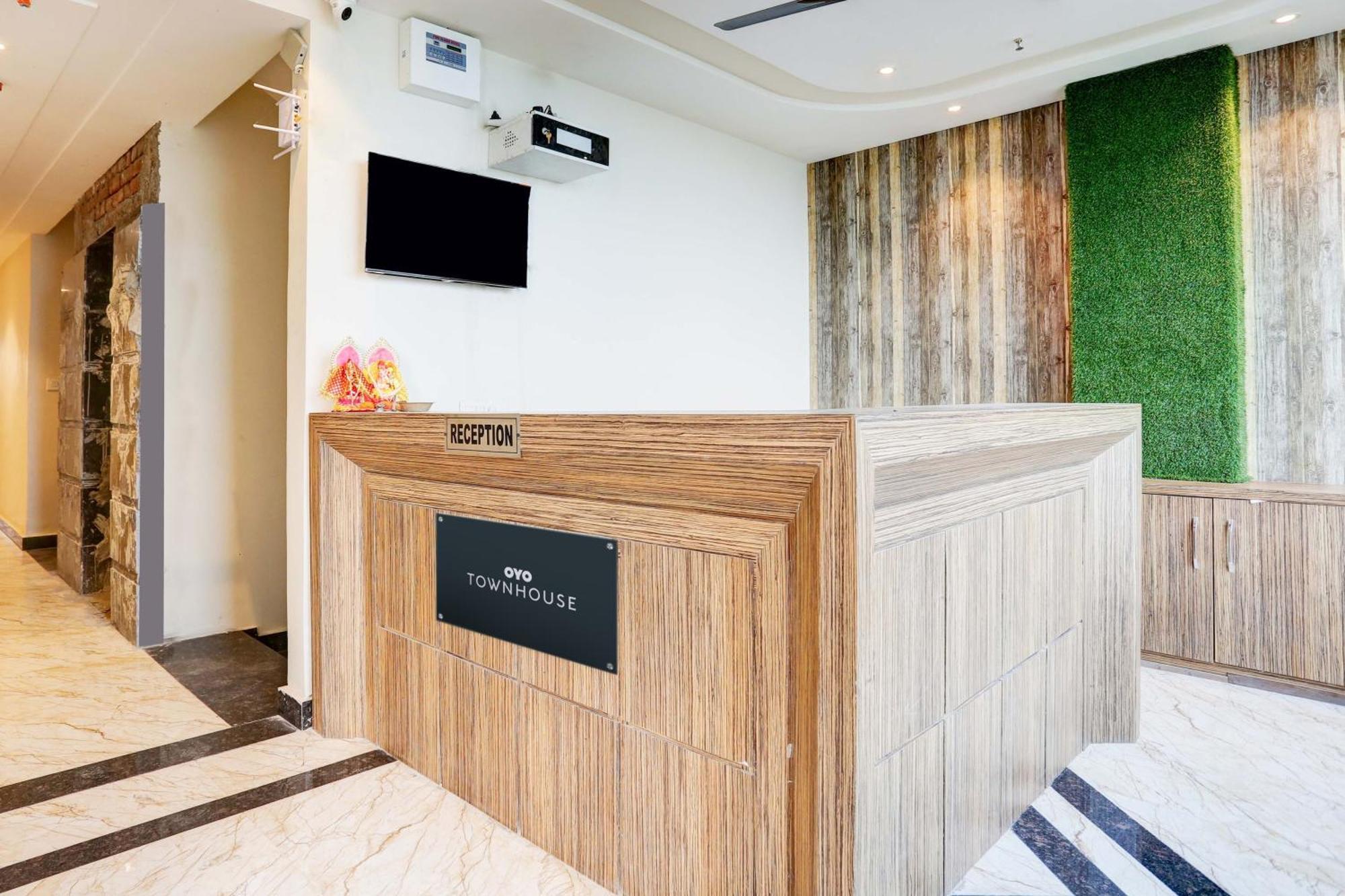 Collection O Stargaze Hotel Kanpur Exterior photo